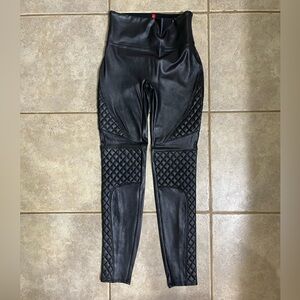 Spanx Faux Leather Moto Leggings size Small - Black